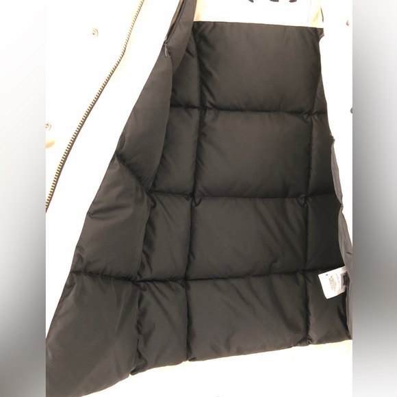 Authentic Moose Knuckles Stirling Parka Fur Lady XS - Picture 3 of 11